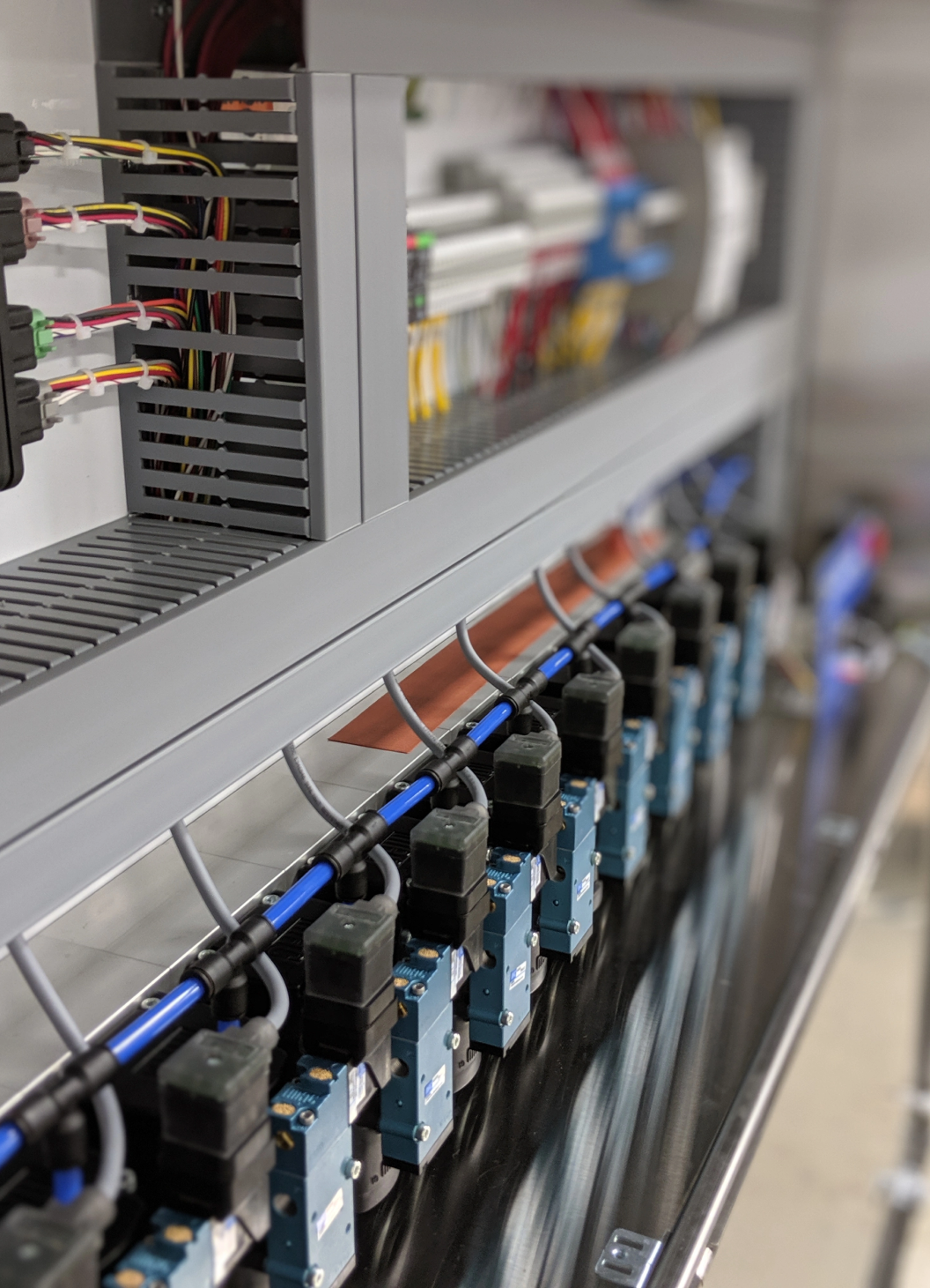 HorizonTech - Empowering Tomorrow's Electrical Solutions